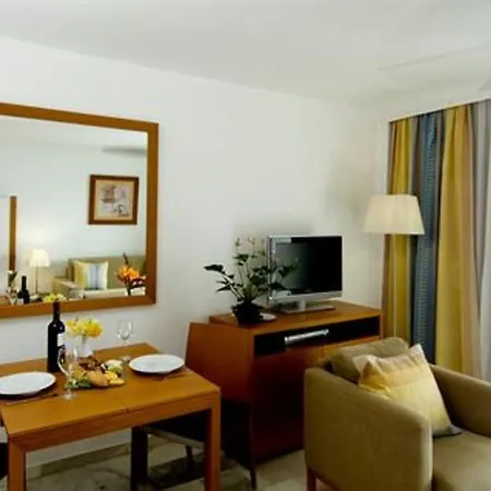 Apartahotel Palm - Excel & 3*