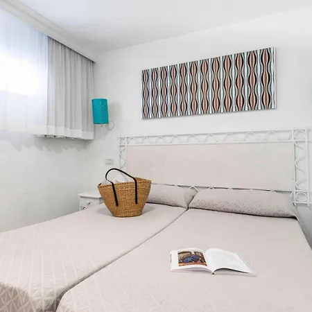 Ona Palm Aparthotel 3*